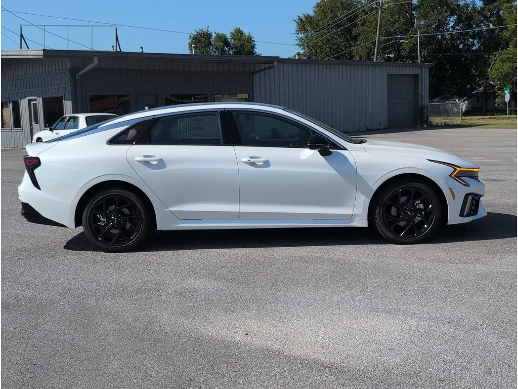 New 2026 Snow White Pearl Kia GT-Line FWD image 6