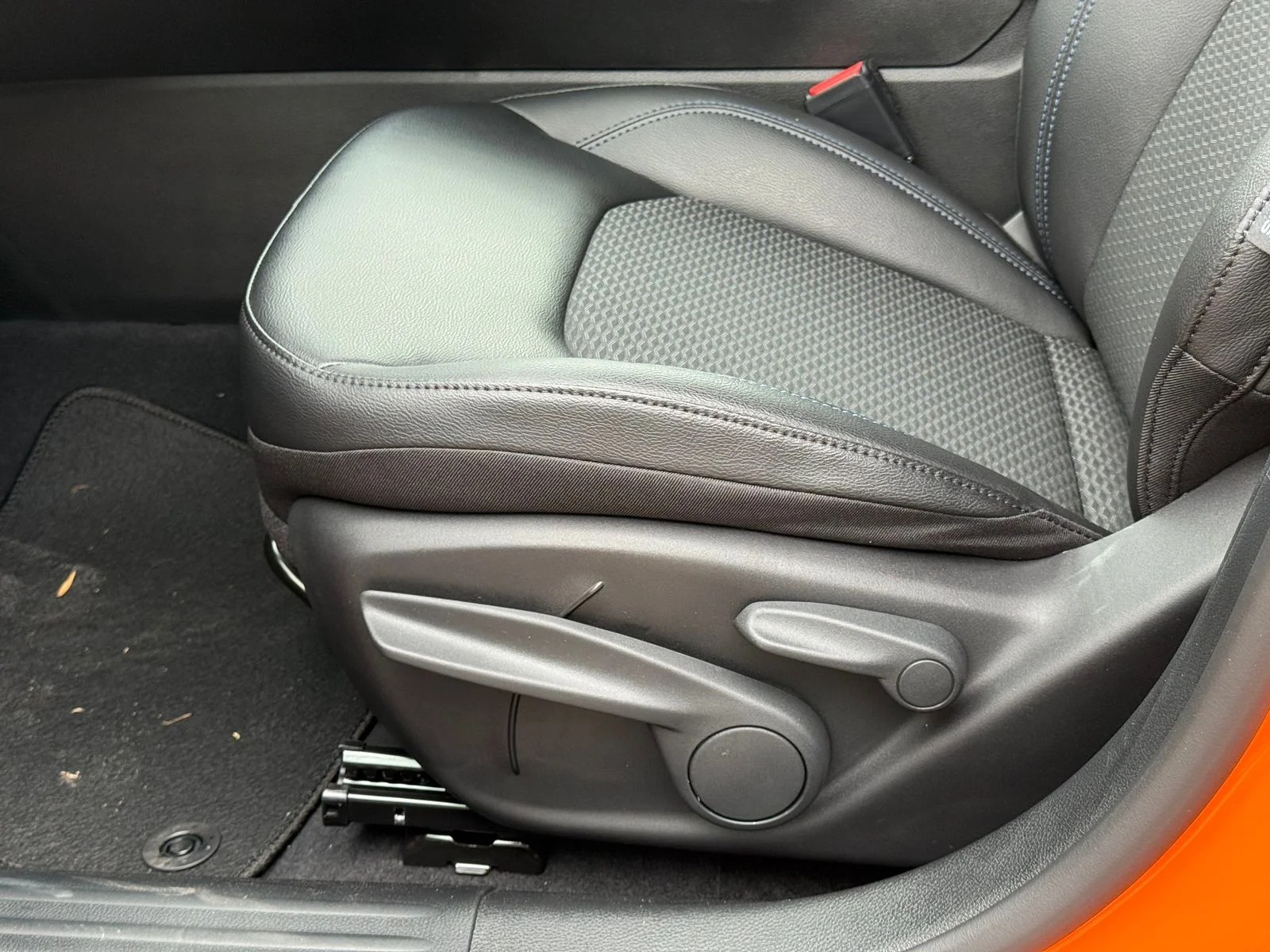 New 2026 Joose Exterior Paint Jeep Latitude image 13