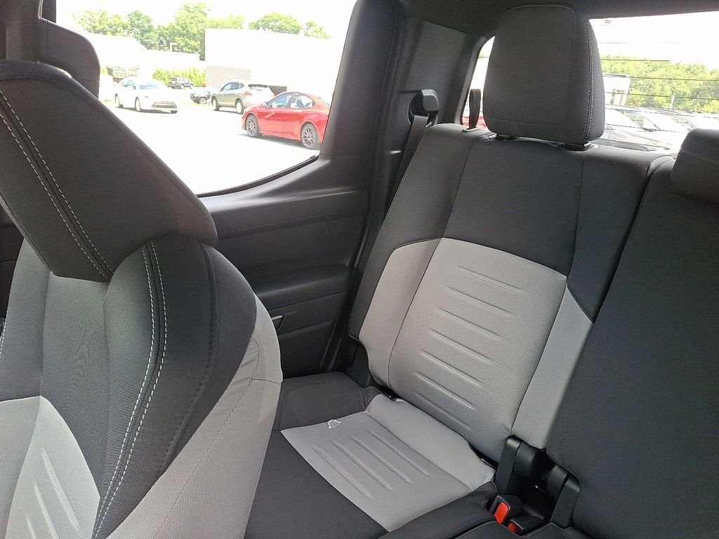 2025 Toyota Tacoma TRD Off Road - Photo 12