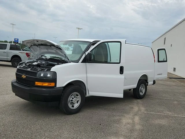 New 2026 White Chevrolet Work Van image 11