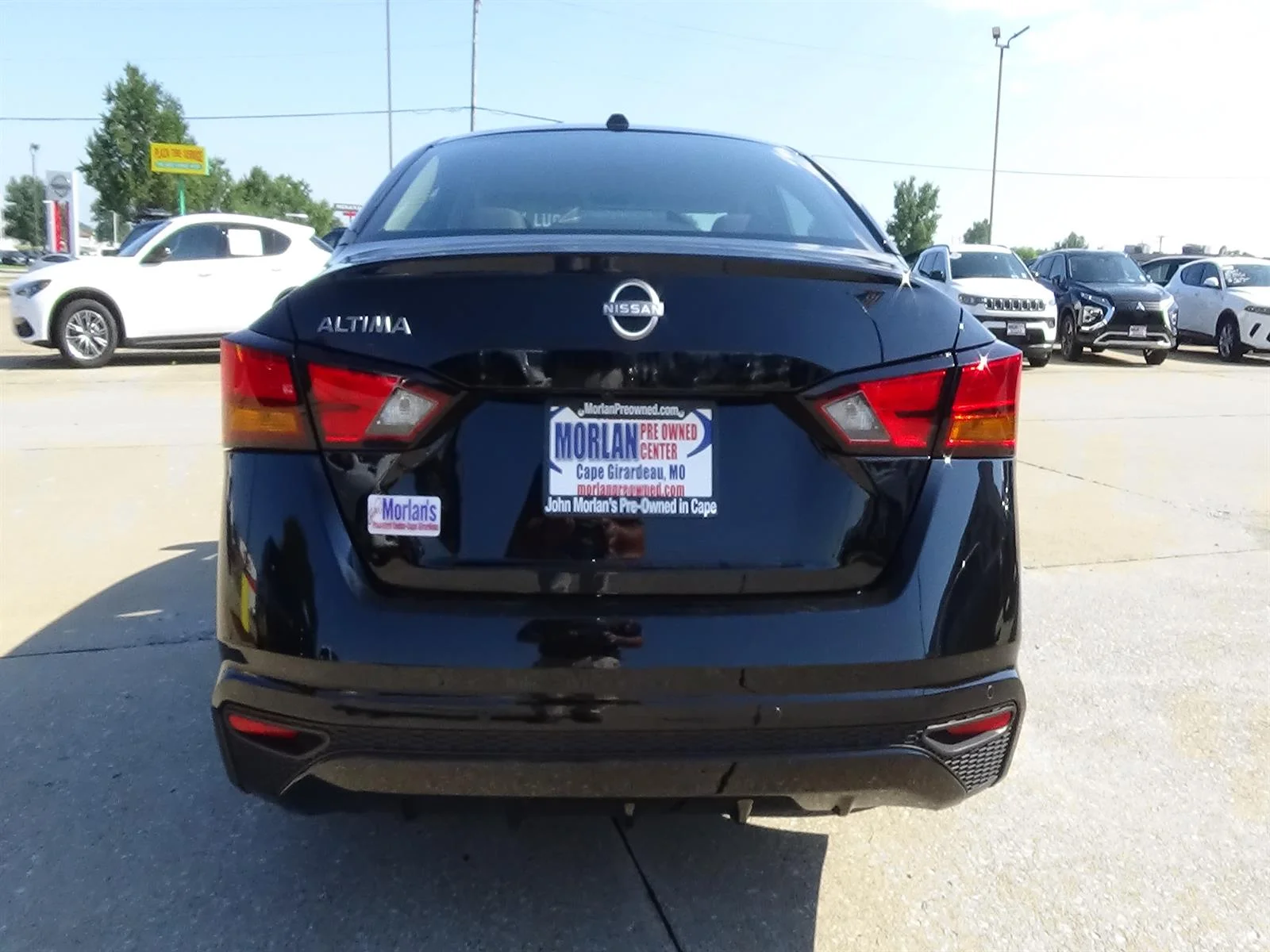 Used 2025 Super Black (kh3) Nissan 2.5 SV image 7