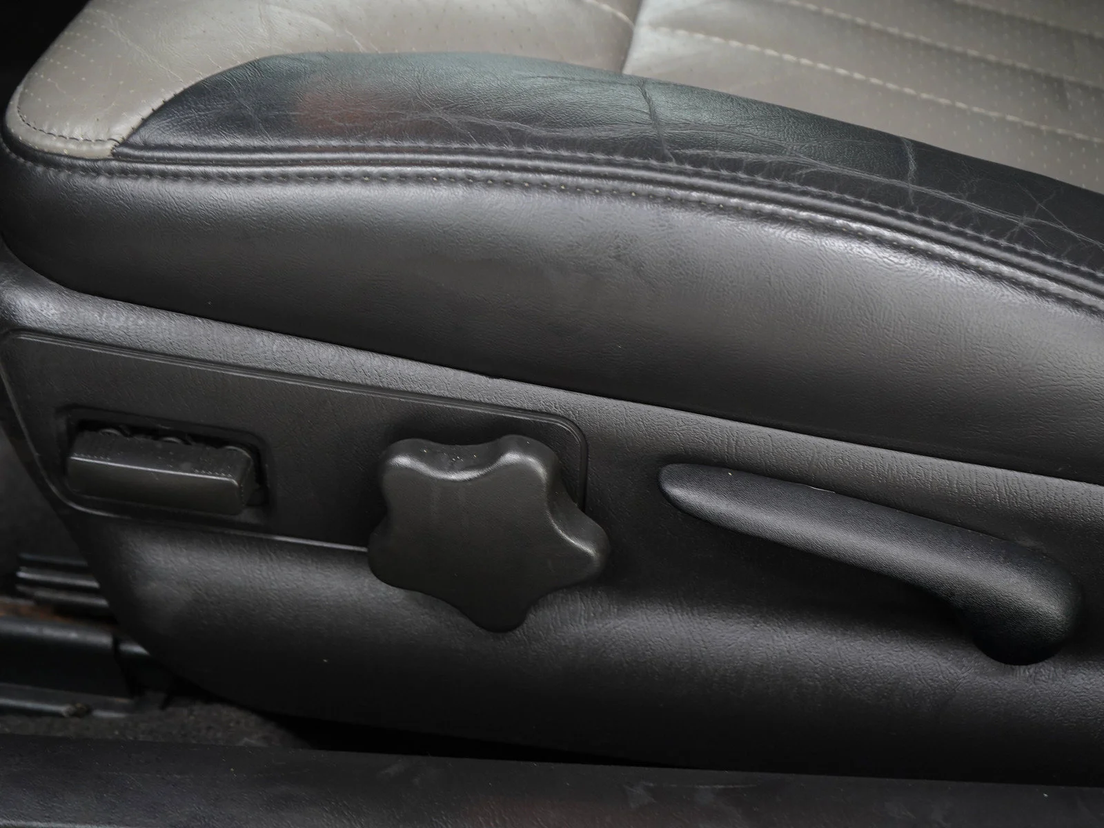 Used 2002 Onyx Black Chevrolet SS image 17