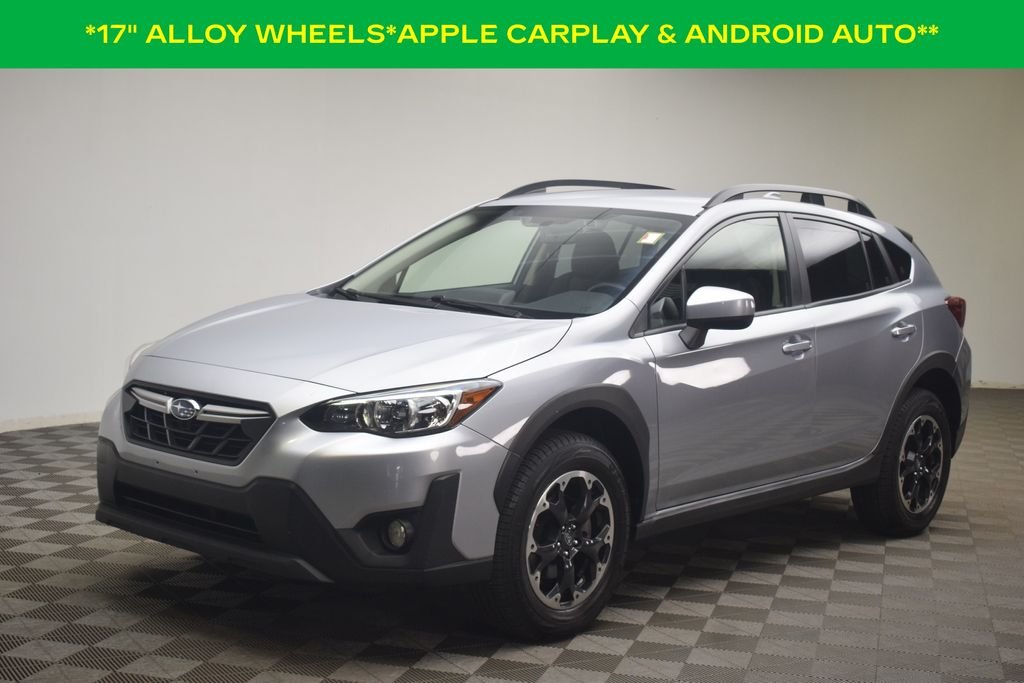 Used 2022 Ice Silver Metallic Subaru Premium image 3