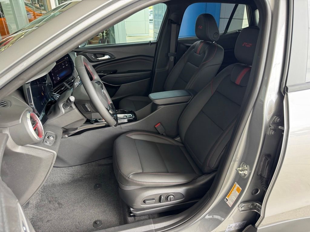 2026 Chevrolet Trax RS - Photo 16