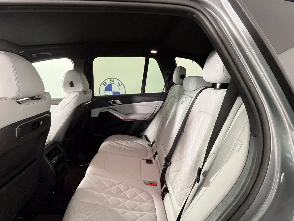 Certified Used 2024 Gray BMW xDrive40i image 4