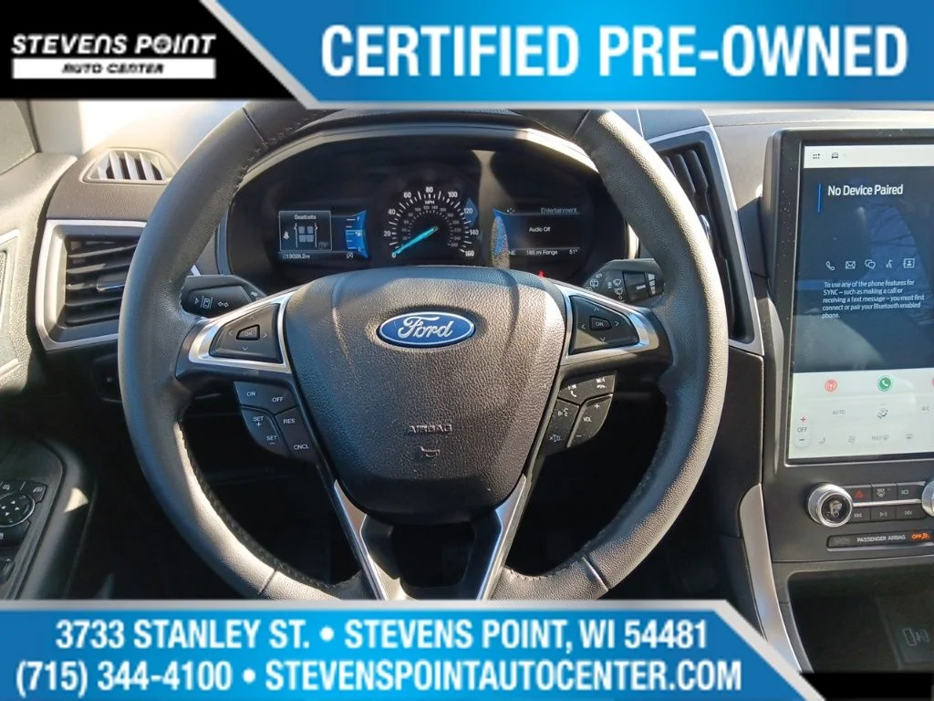 Used 2023 Rapid Red Metallic Tinted Clearcoat Ford SEL image 18