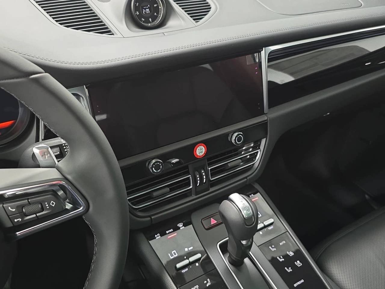 New 2026 Carrara White Metallic Porsche S image 15