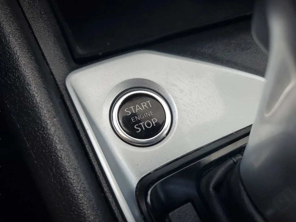 Used 2025 Gray Nissan SV FWD image 22