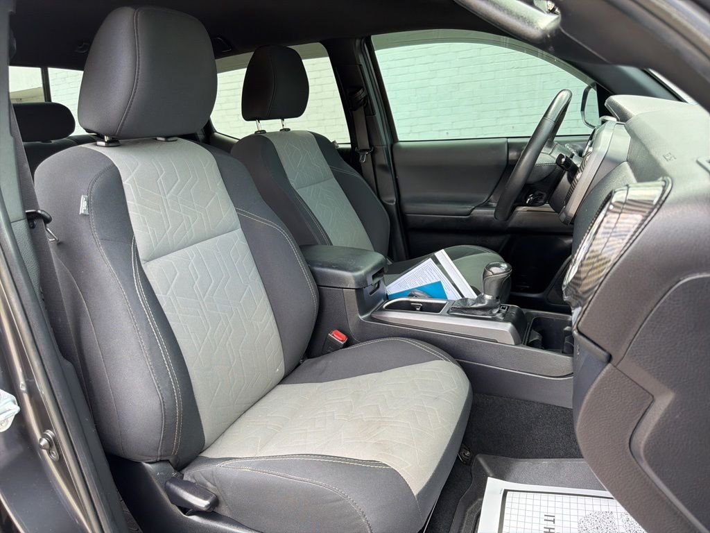 2021 Toyota Tacoma TRD Off Road - Photo 13