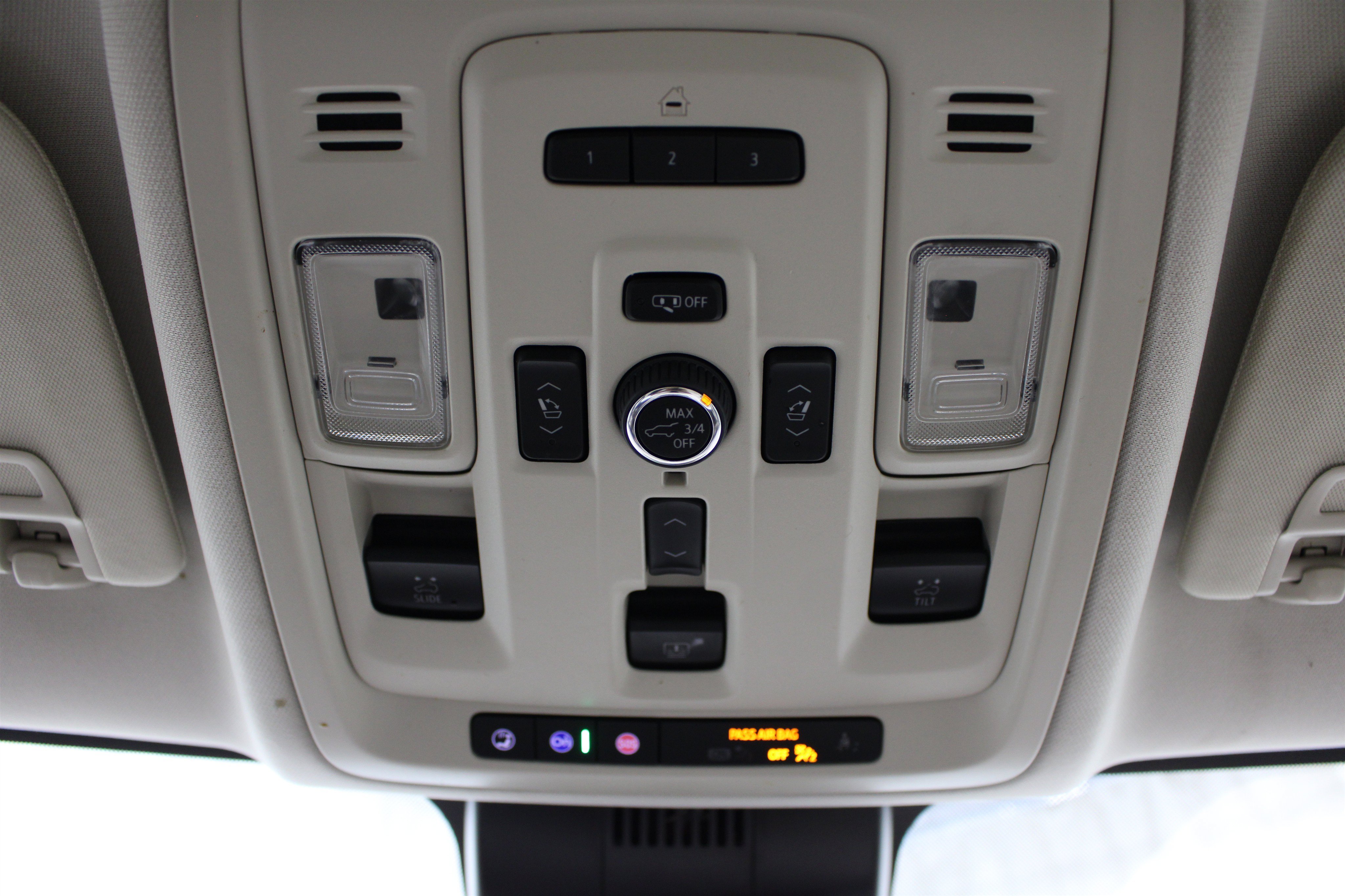Used 2023 Pearl Beige Metallic GMC Denali image 20