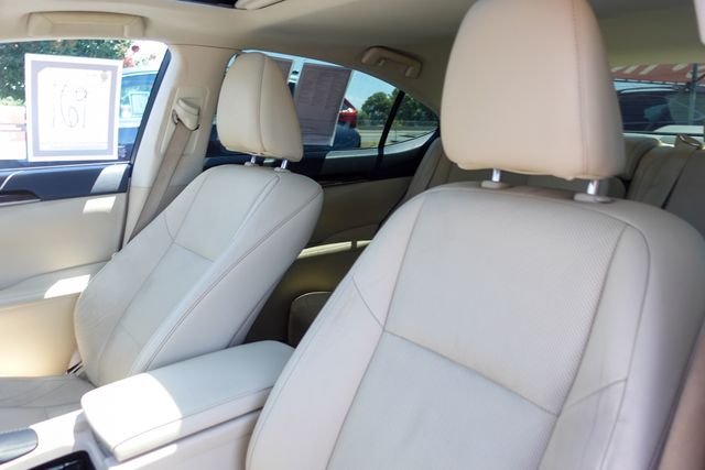 Used 2014 Red Lexus 350 image 26