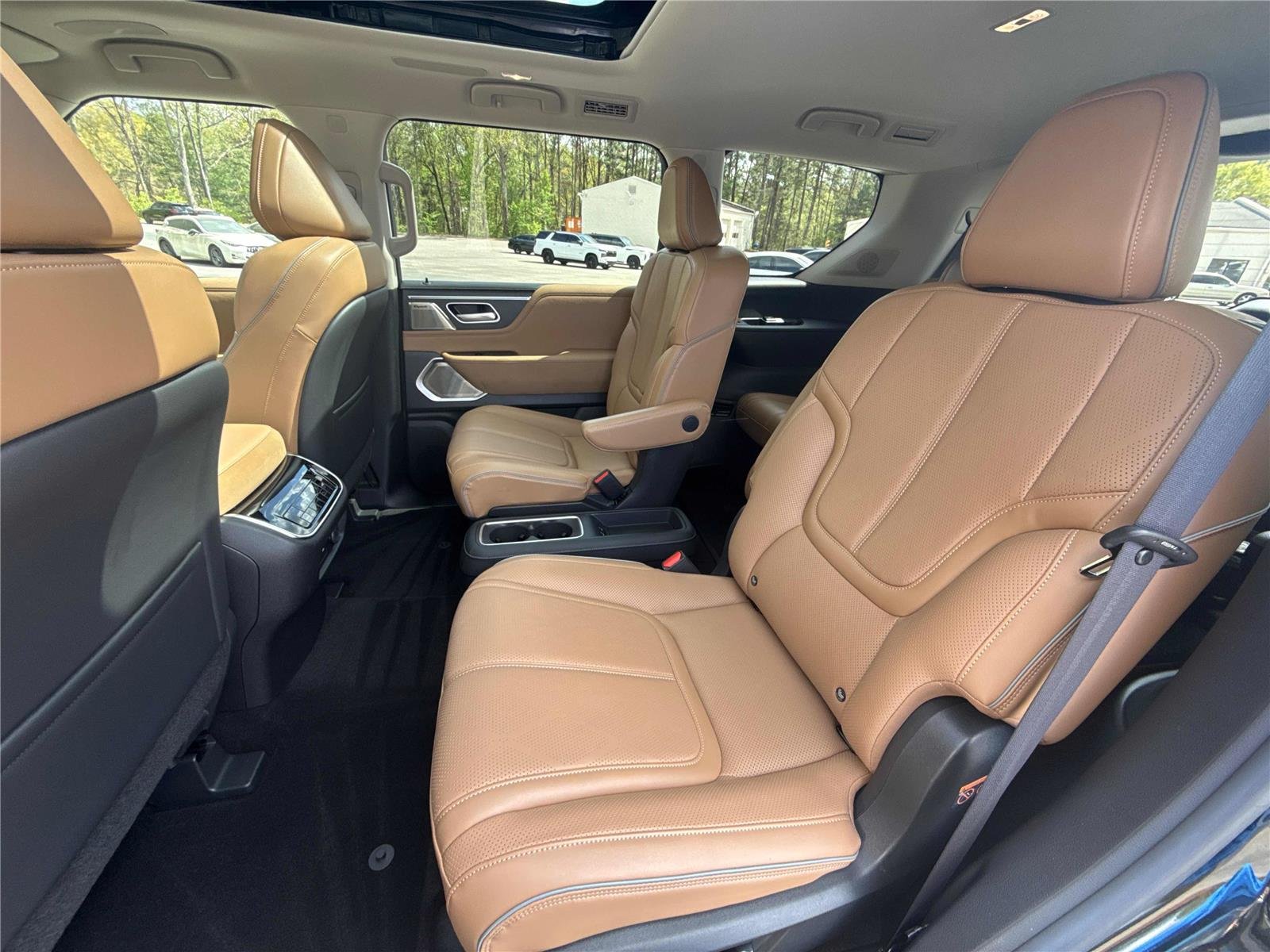 Certified Used 2025 Mineral Black INFINITI SENSORY image 11