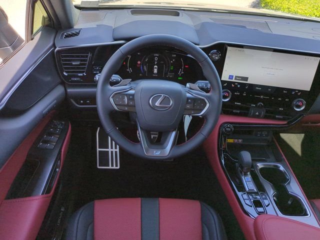 2026 Lexus NX 450h+ F-Sport - Photo 15