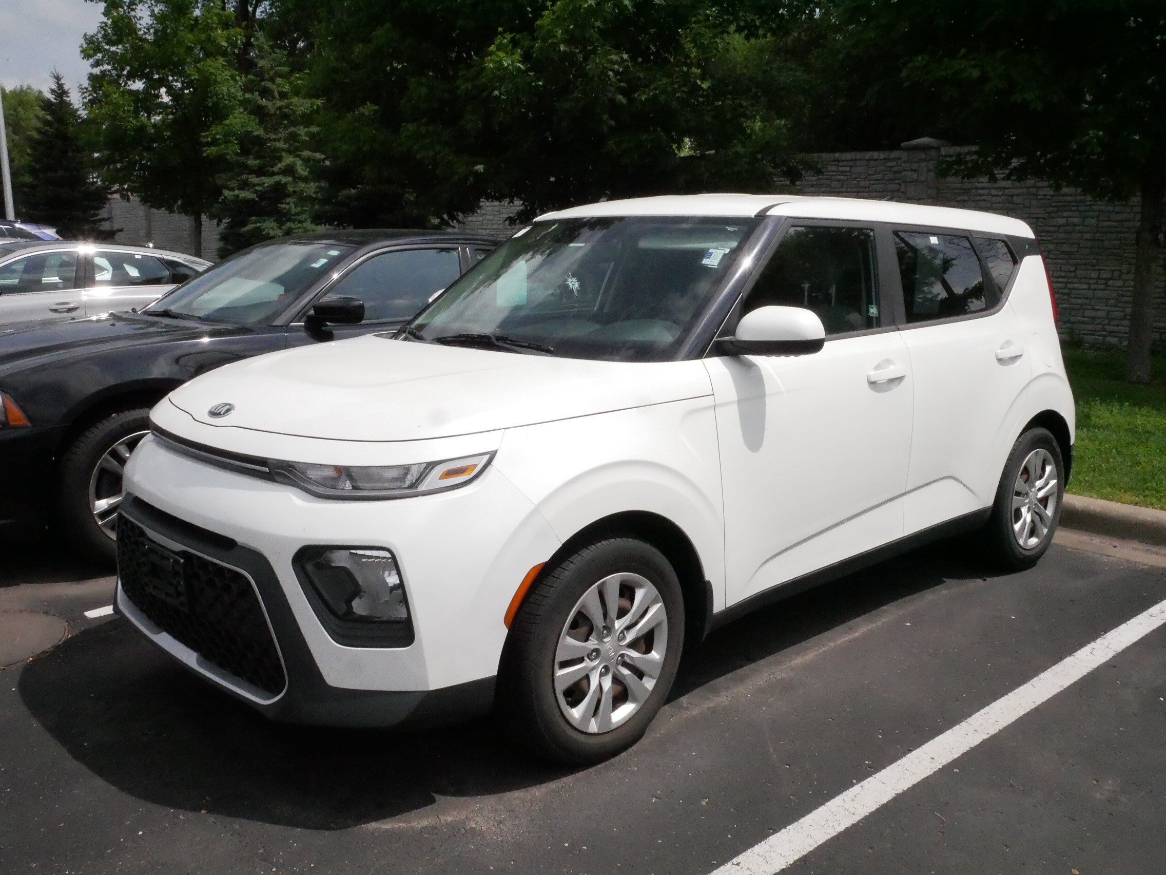 Used 2020 Snow White Pearl Kia LX image 2