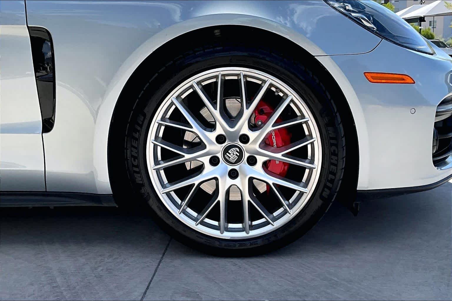 Certified Used 2022 Dolomite Silver Metallic Porsche 4S image 11