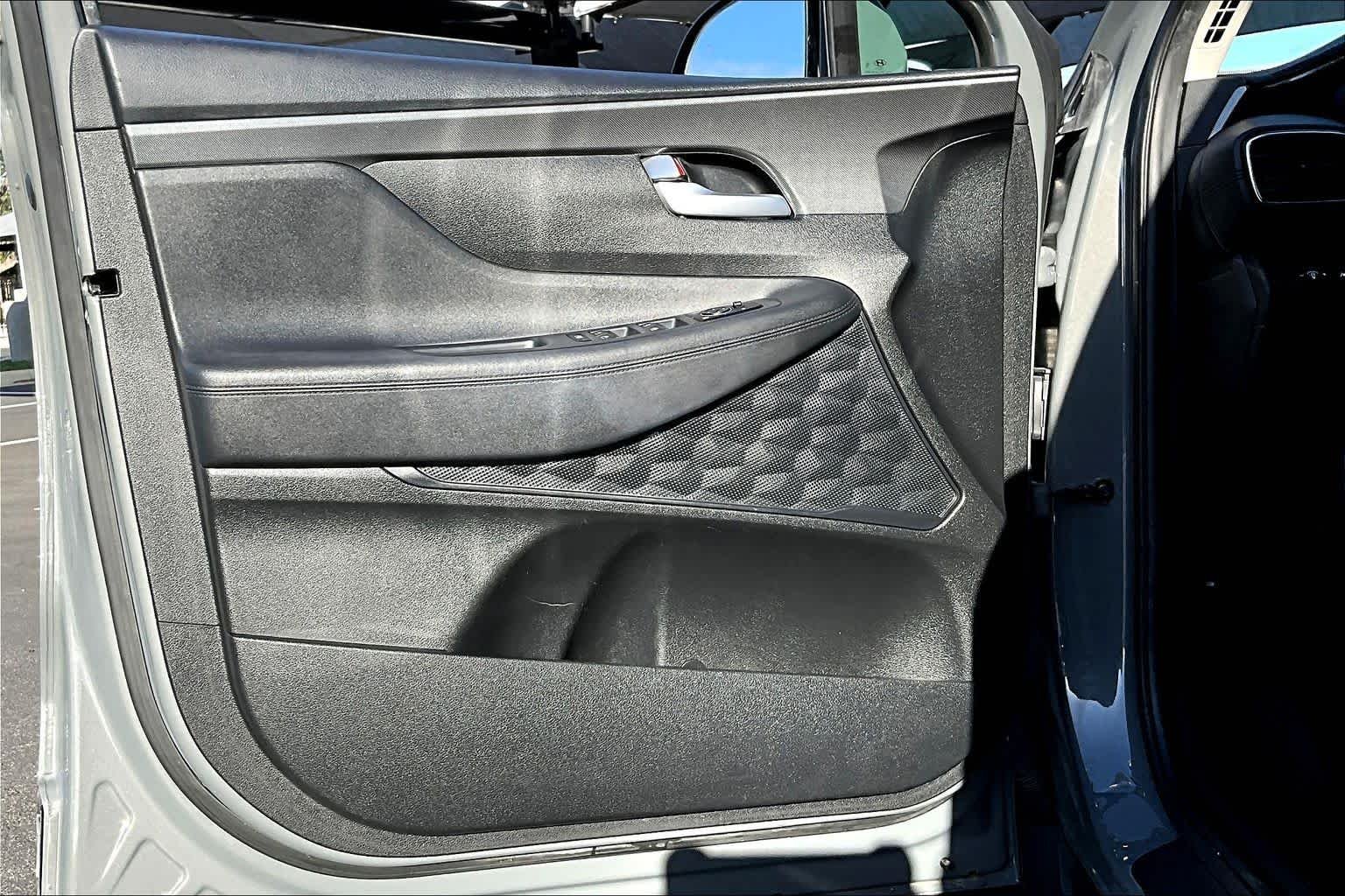 Used 2021 Hampton Gray Hyundai SEL image 22
