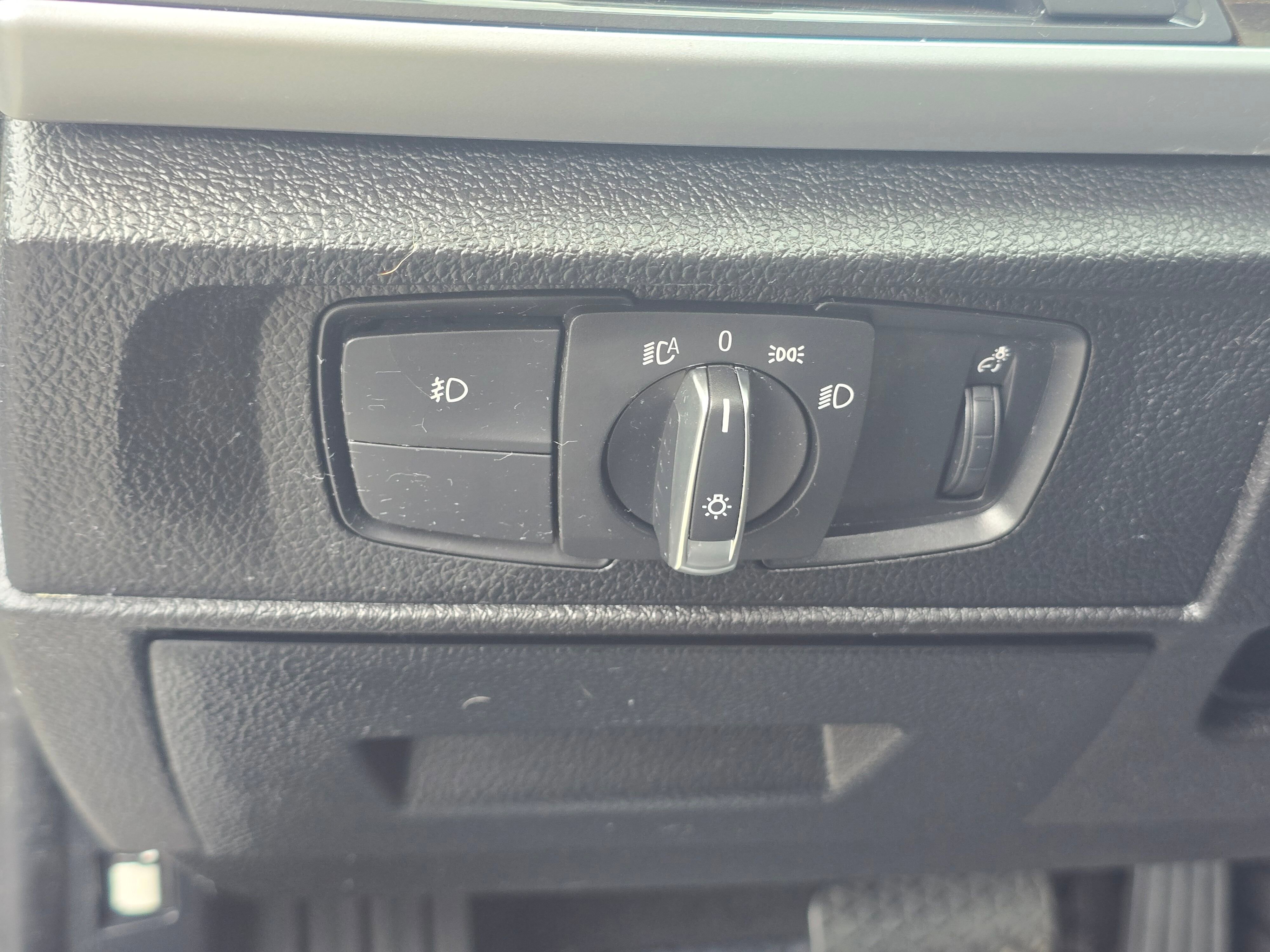 Used 2014  BMW 228i image 24