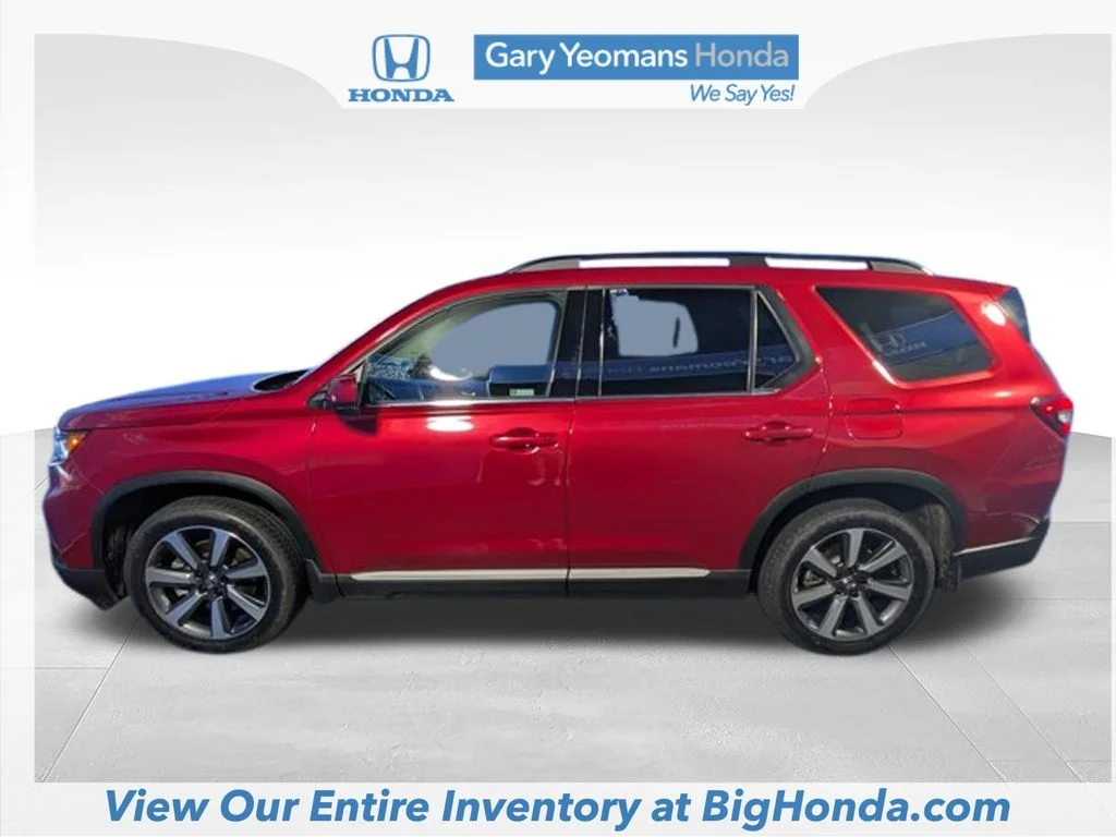 Certified Used 2024 Red Honda Touring image 10