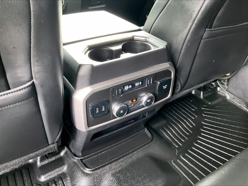 Used 2018 Silver Ford XLT image 29
