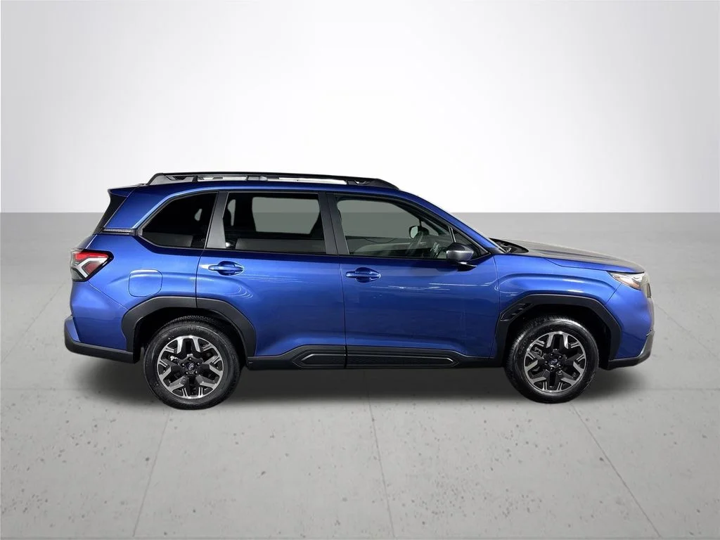 New 2026 DAYBREAK BLUE PEARL Subaru Premium image 5