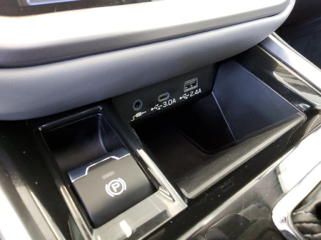 Used 2025 Gray Subaru Premium image 27