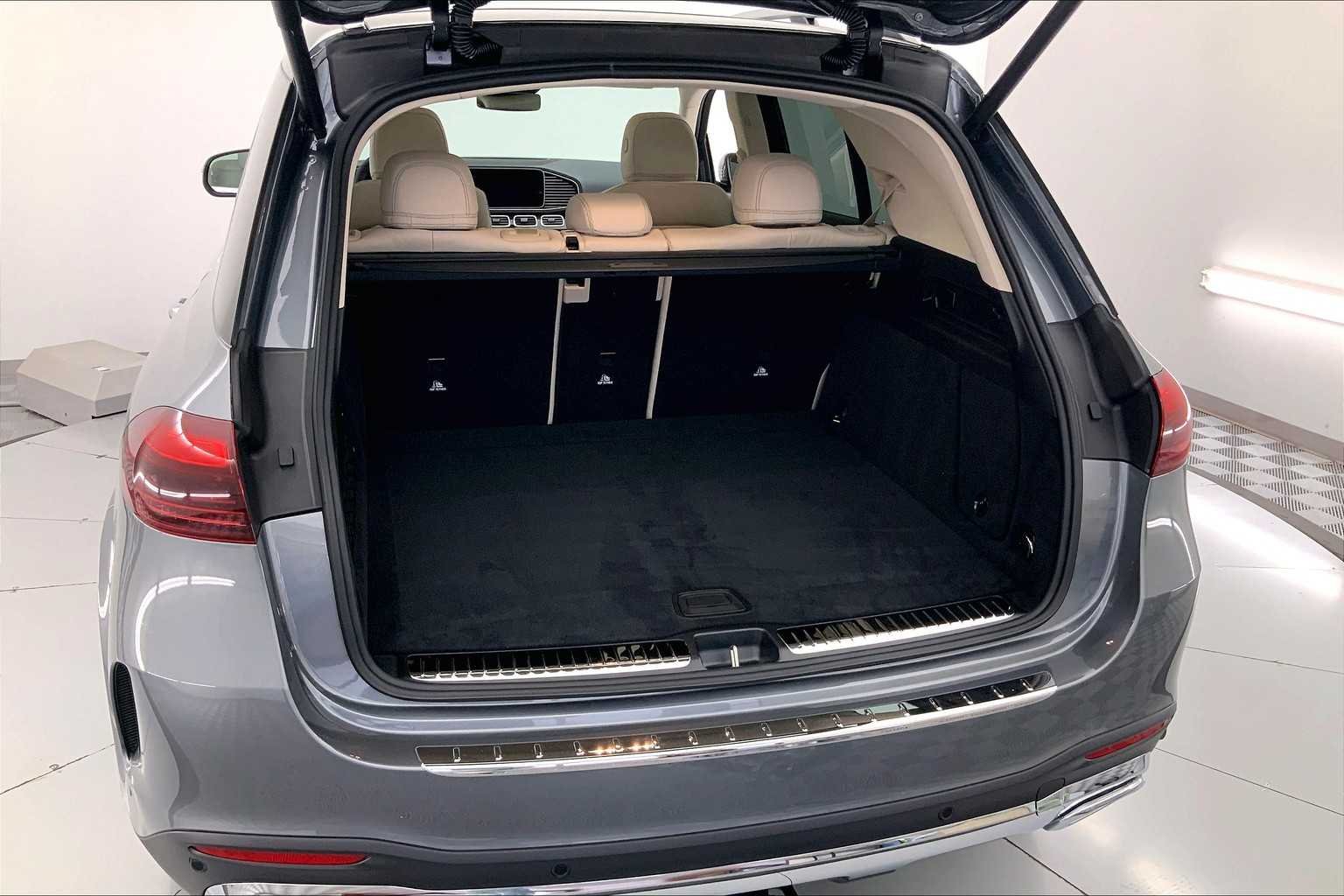 New 2026 Selenite Grey Metallic Mercedes-Benz GLE 450 image 19