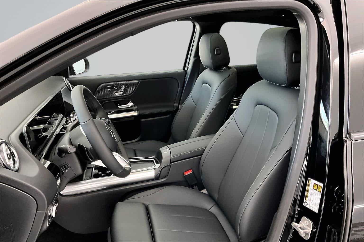 New 2026 Cosmos Black Metallic Mercedes-Benz GLA 250 image 11