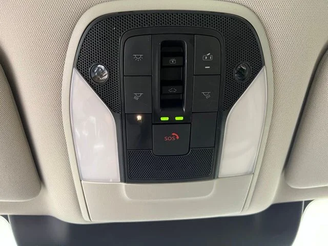 Used 2023 Red INFINITI LUXE image 34