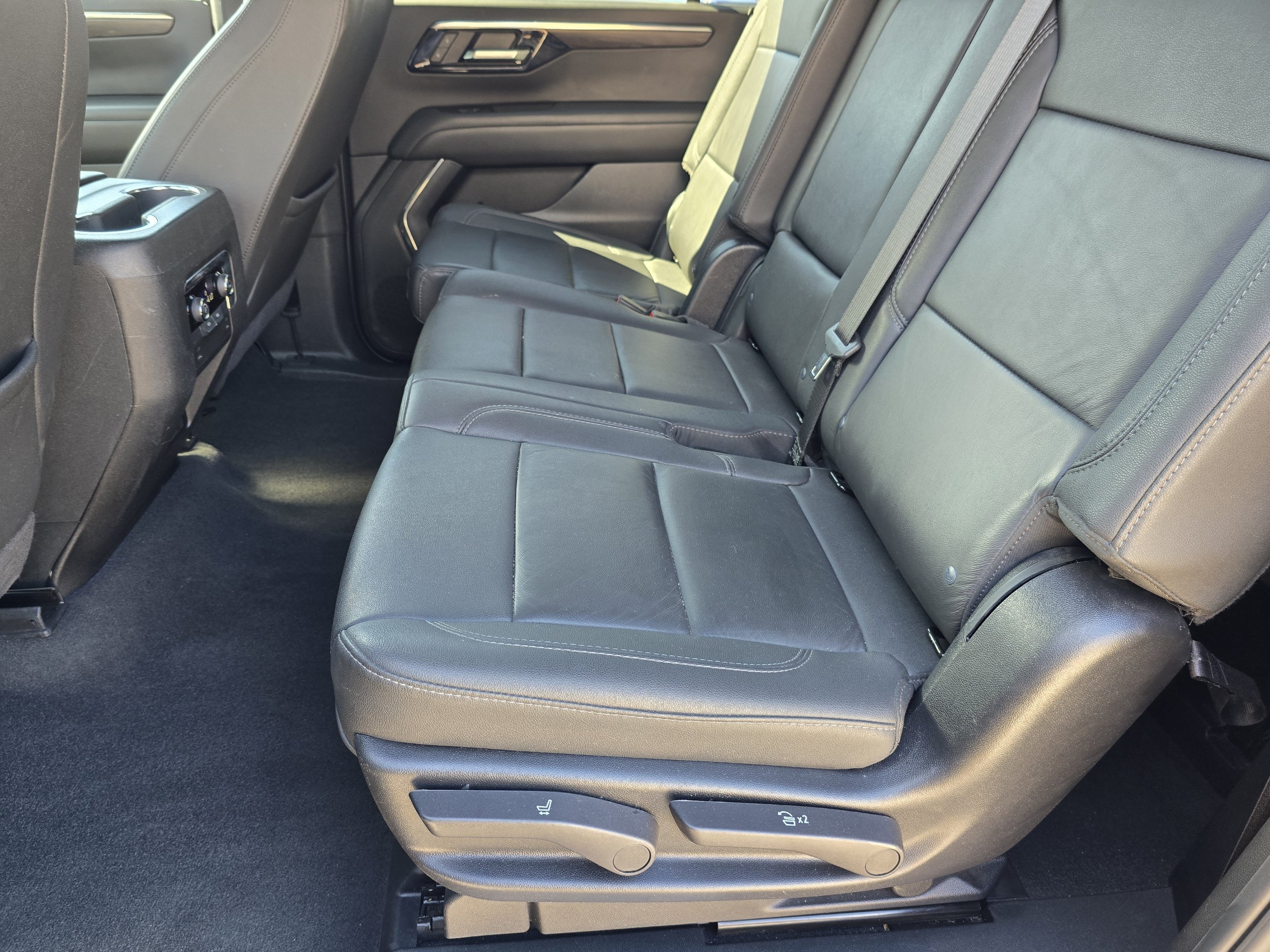 Used 2025 Sterling Gray Metallic Chevrolet Z71 image 6