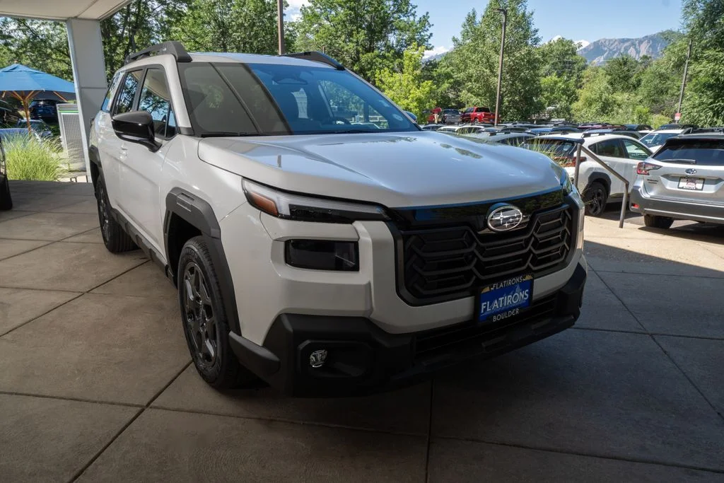New 2026 CRYSTAL WHITE PEARL Subaru Premium image 2