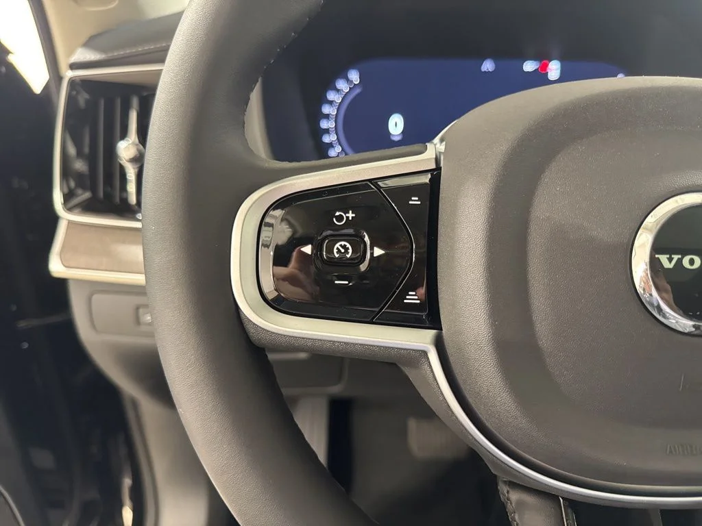 2026 Volvo XC90 B6 Ultra Bright 7-Seater 4WD's photo