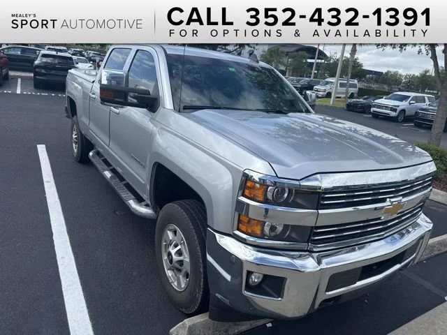 SILVER ICE METALLIC 2018 Chevrolet Silverado 2500HD LT Crew Cab RWD Pickup Truck 4X2