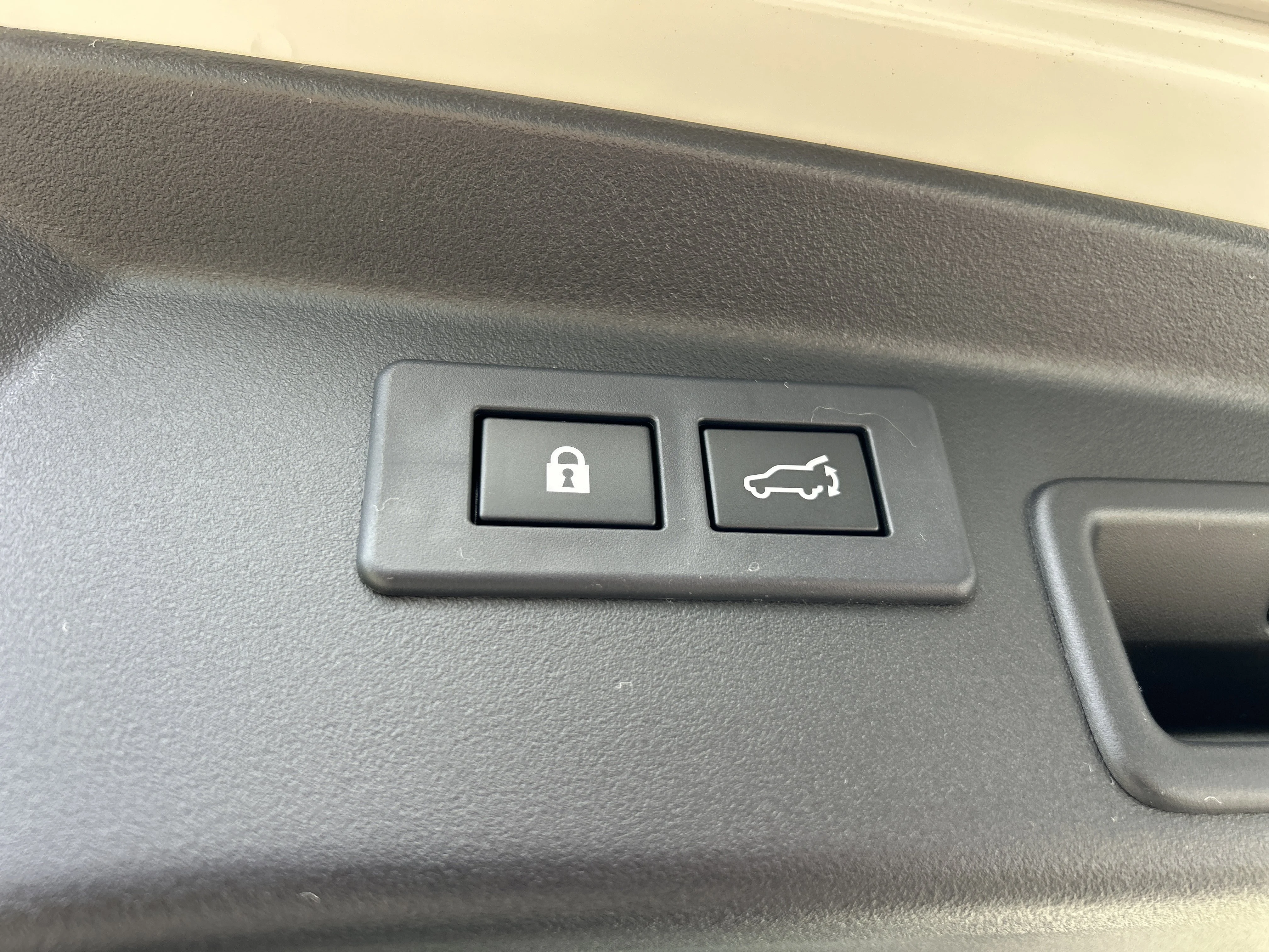 New 2026 CRYSTAL WHITE PEARL Subaru Touring XT image 12