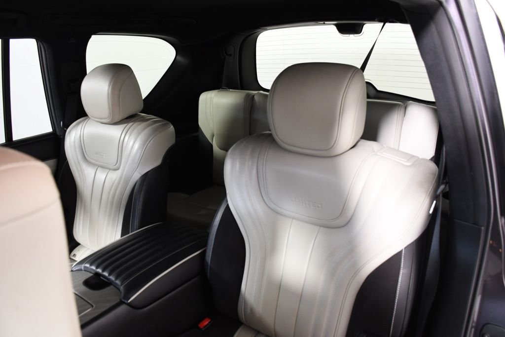 Used 2019 Anthracite Gray INFINITI Limited image 28