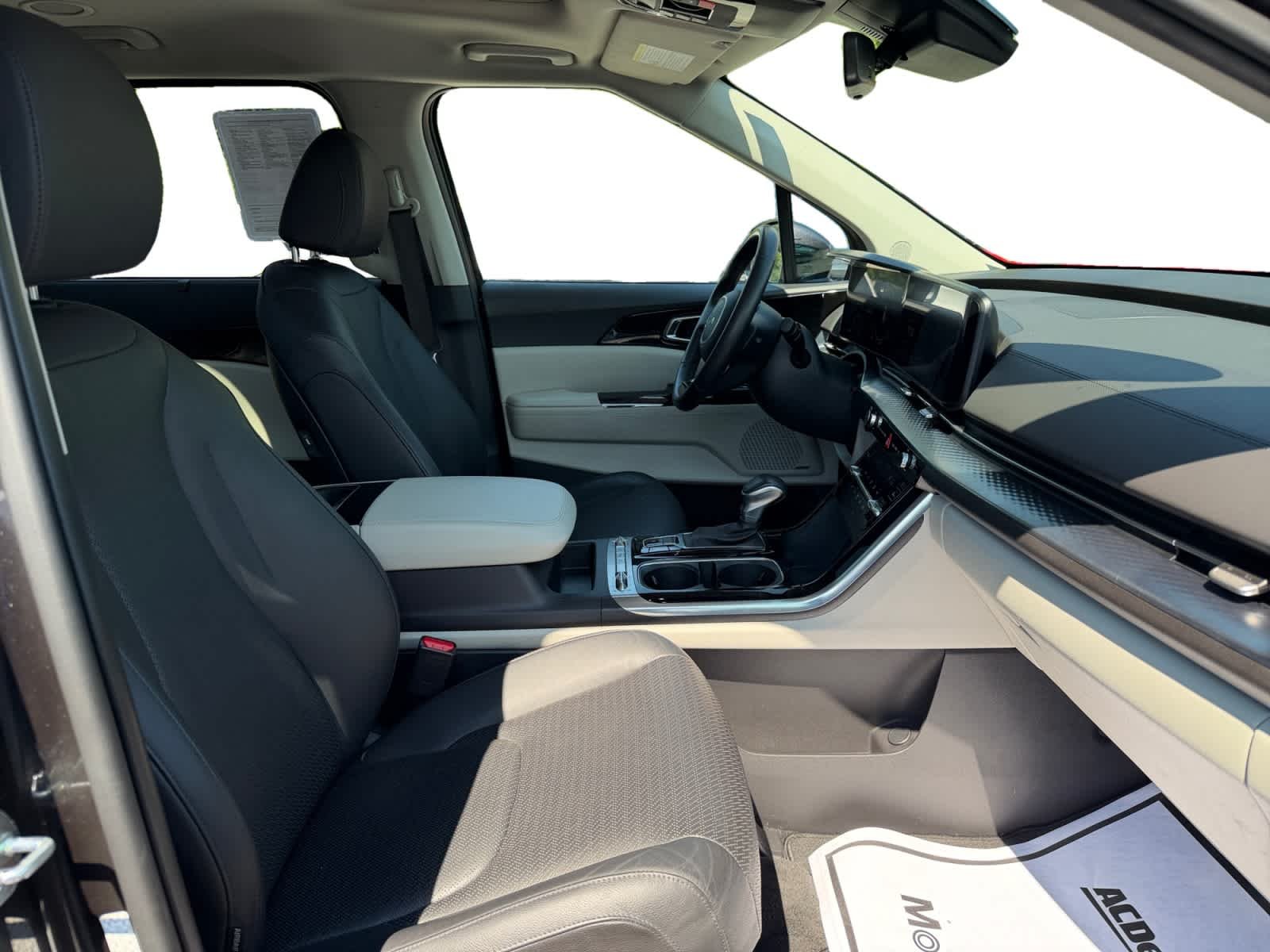 Used 2024 Panthera Metal Kia SX Prestige image 18