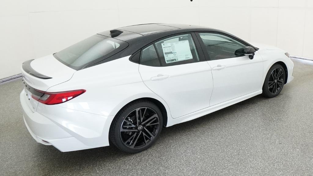 New 2026 Wind Chill Pearl with Midnight Black Metallic roof Toyota XSE image 21