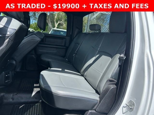 Used 2022 Bright White Clea Ram Tradesman image 13