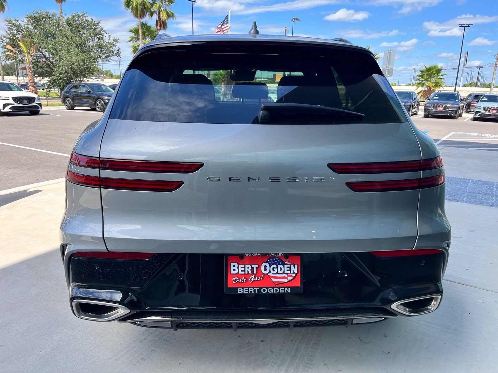 New 2027 Silver Genesis 2.5T SPORT PRESTIGE image 5