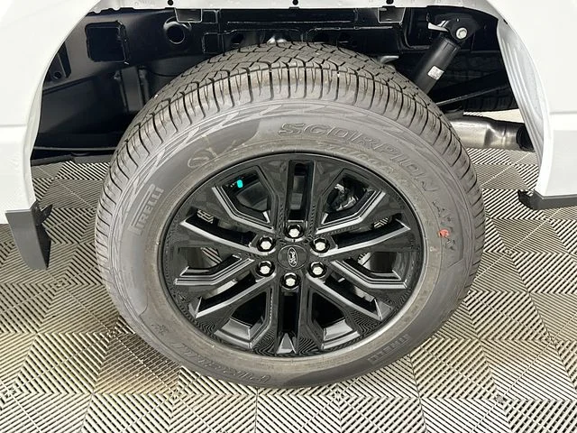 New 2026 White Ford XLT image 25