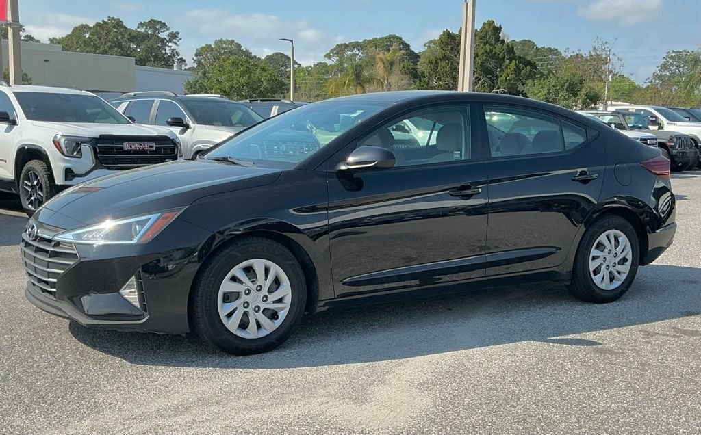 Used 2020 Hyundai Elantra SE with VIN 5NPD74LF7LH541705 for sale in Stuart, FL