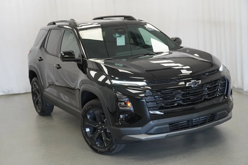 New 2027 Mosaic Black Metallic Chevrolet LT image 34