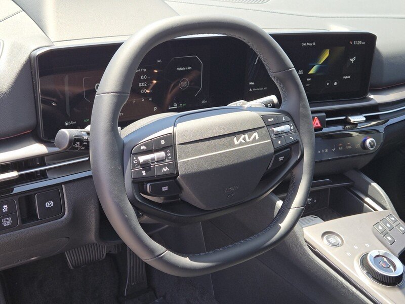 New 2026 Shadow Matte Gray Kia SX Prestige image 11