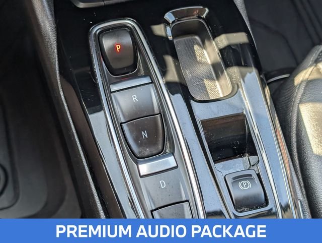 Used 2023 Silver Chevrolet Premier image 21