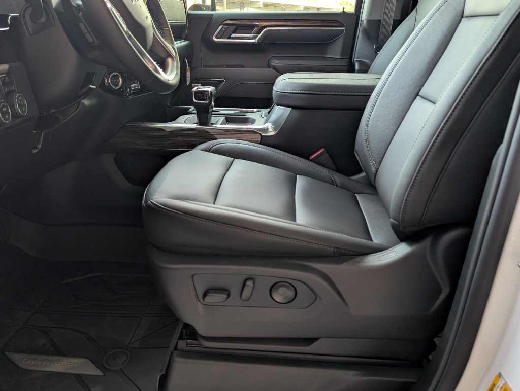 2026 Chevrolet Silverado 1500 RST - Photo 9