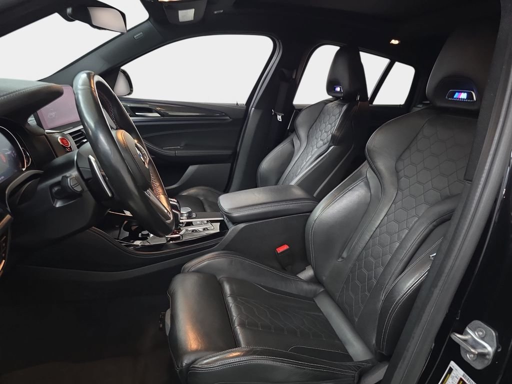 Used 2020 Black Sapphire Metallic BMW  image 18