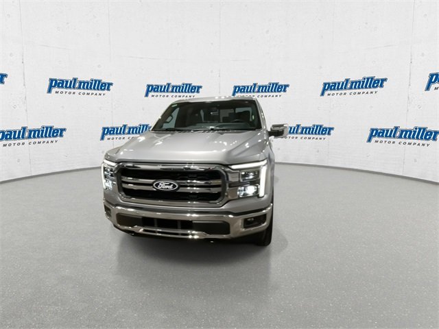 2025 Ford F-150 Lariat photo 4
