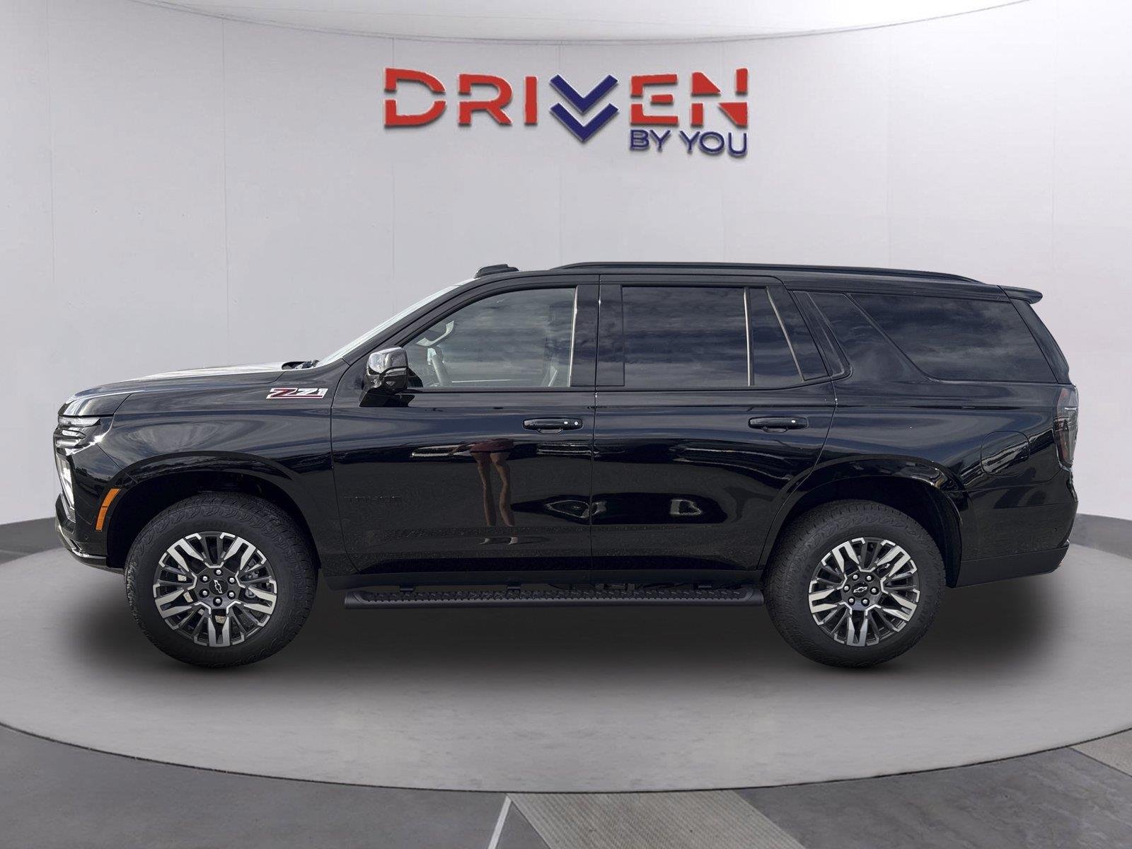 New 2027 Black Chevrolet Z71 image 7