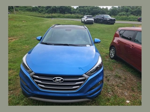 Used 2018 Blue Hyundai Value image 1