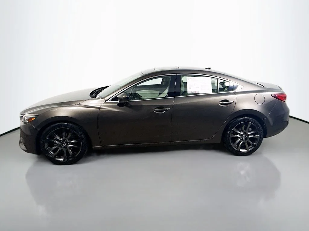 Used 2017 Titanium Flash Mica Mazda Grand Touring image 4