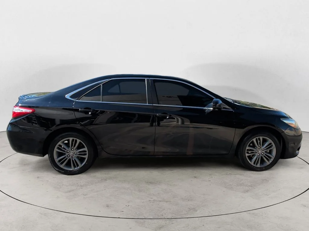 Used 2015 Black Toyota SE image 5